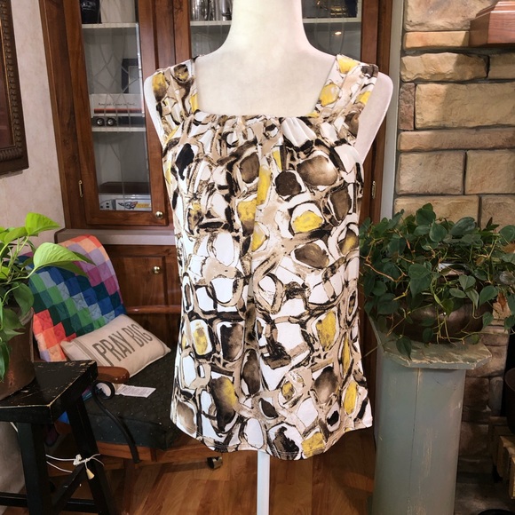 Dana Buchman Tops - DANA BUCHMAN SIZE XSMALL BROWN YELLOW AND TAN ABSTRACT PATTERN WIDE STRAP BLOUSE